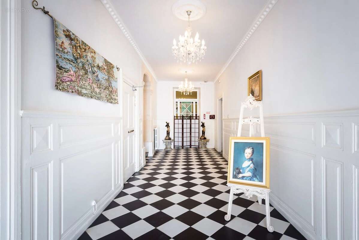 Maison à FONTVIEILLE