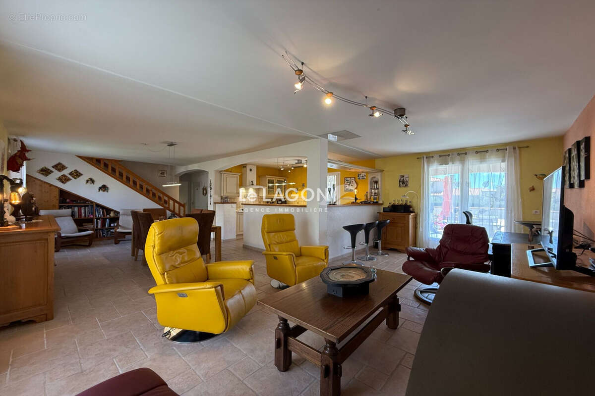 Maison à LATOUR-BAS-ELNE