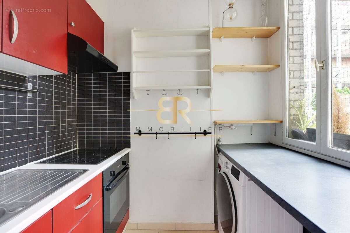 Appartement à PARIS-14E