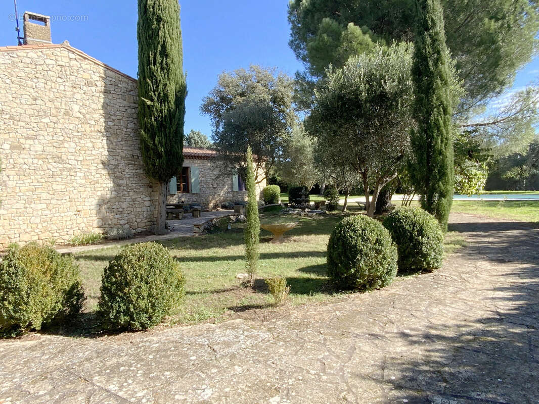 Maison à UZES