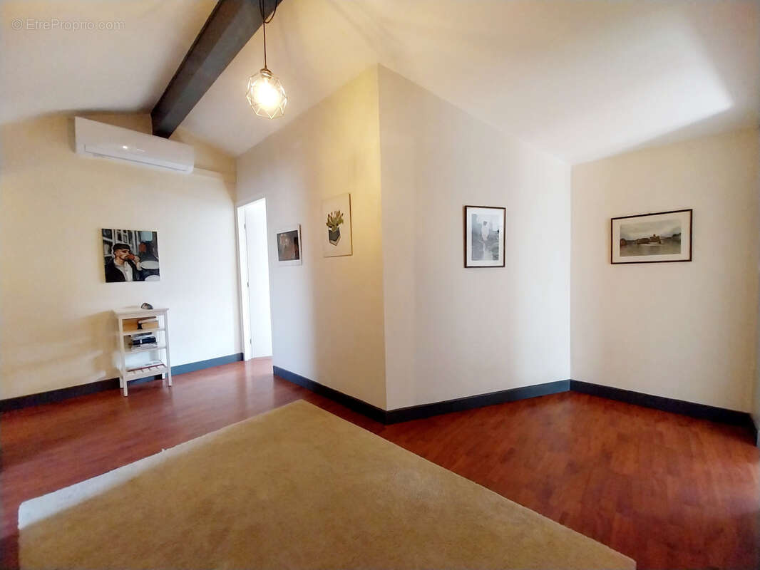 Maison à PUJAUDRAN