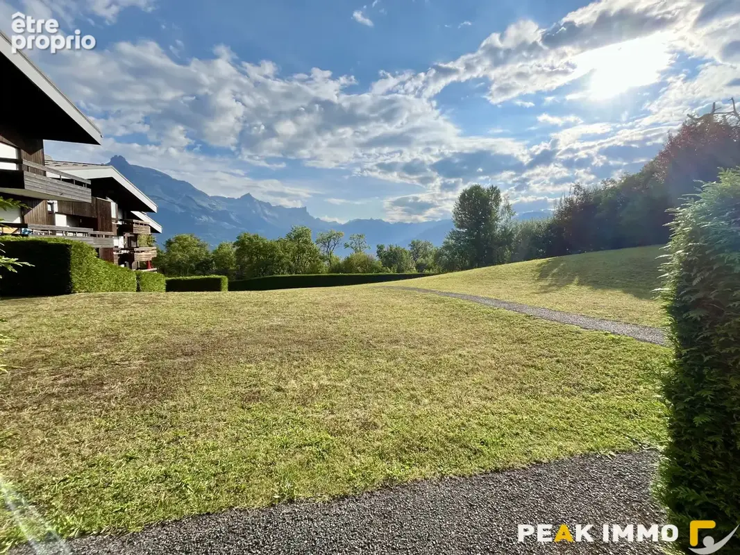 F2 Cabine Duplex - 34.81 m2 utiles - Combloux - Coeur du village - photo 2