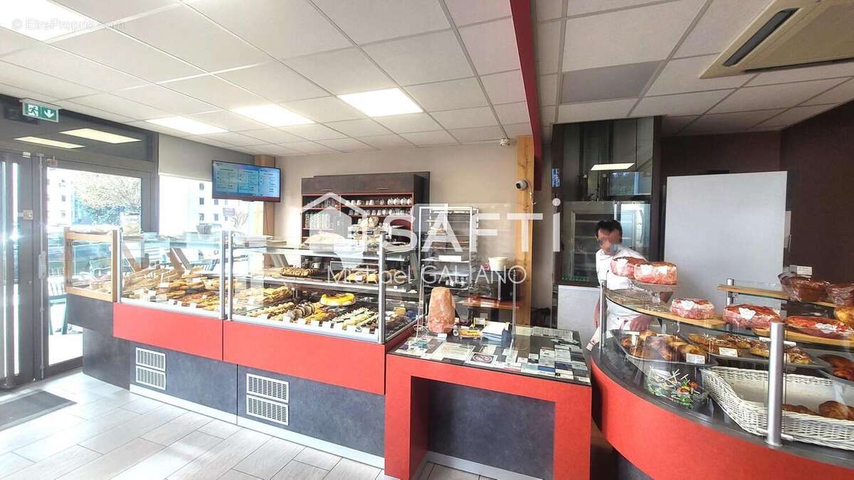 Photo 8 - Commerce à VOIRON