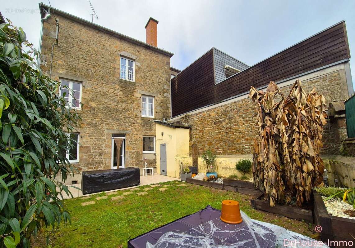 Maison à GORRON