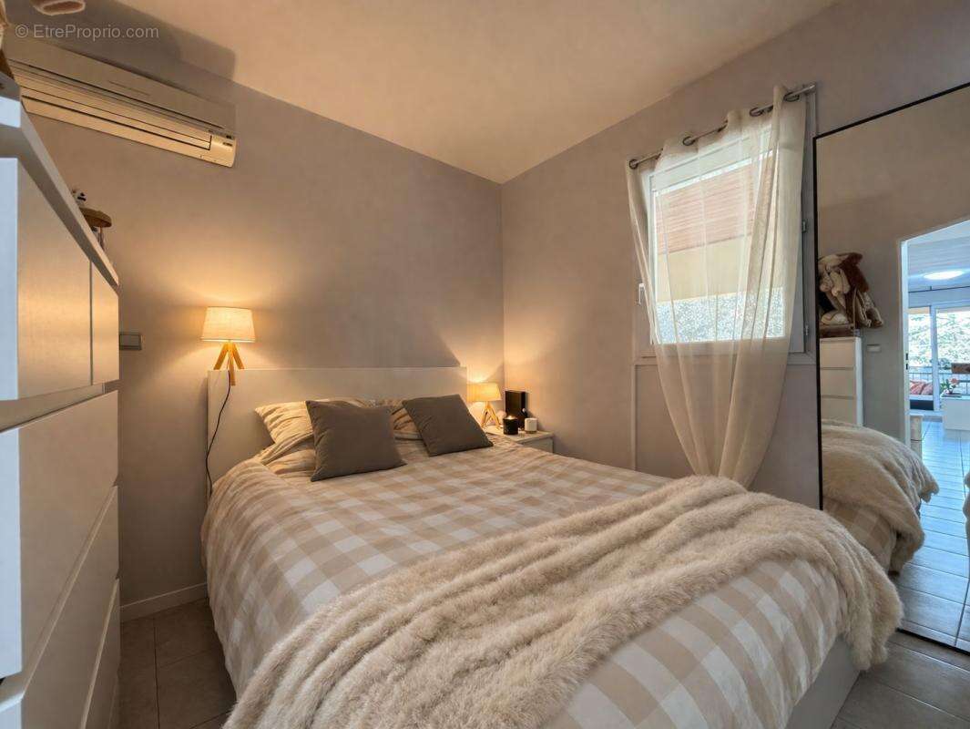 Appartement à LE CANNET