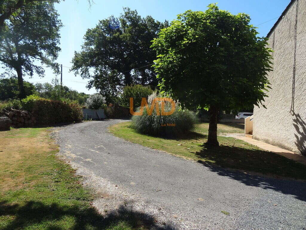 Maison sur étage de 124 m2 avec piscine - photo 15