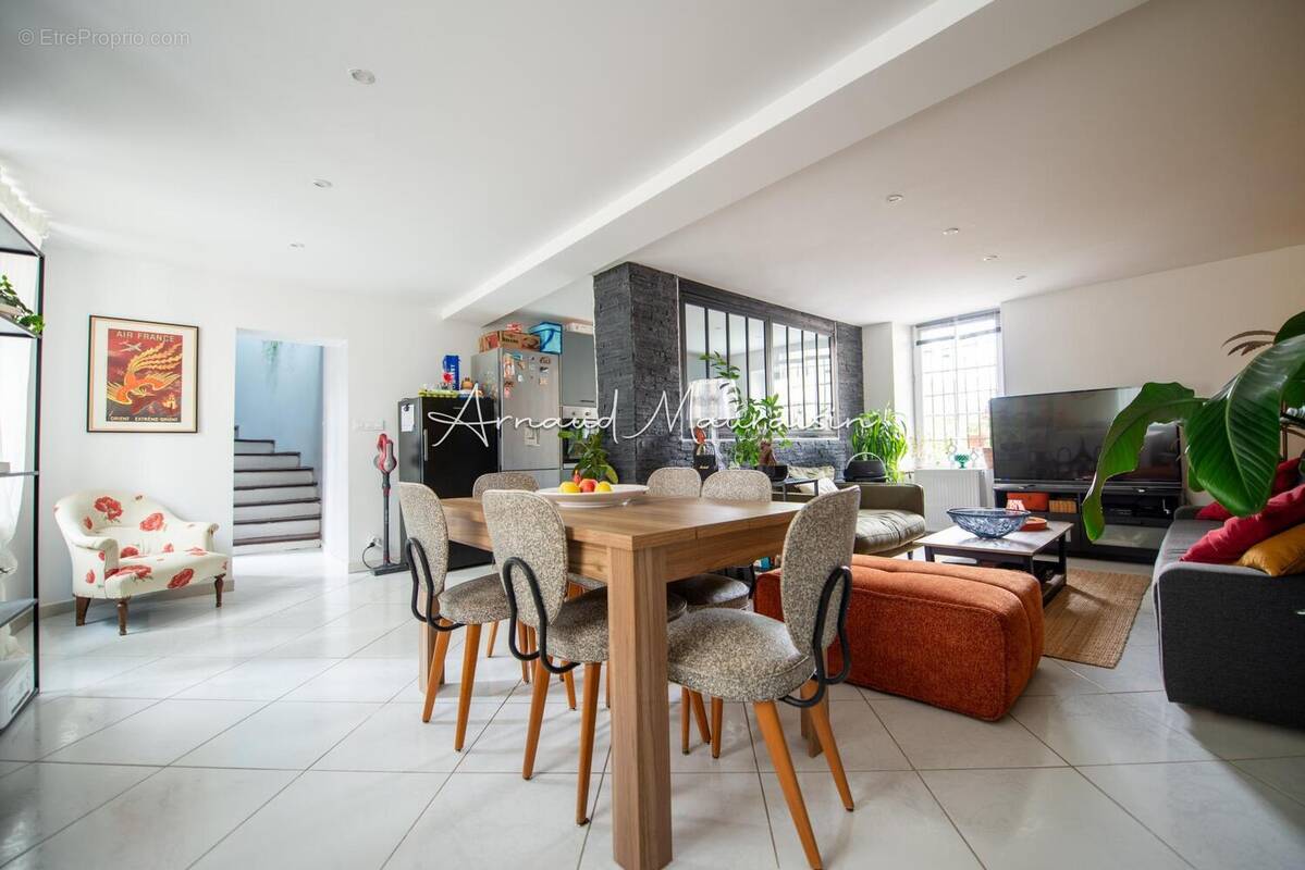 Photo 1 - Appartement à JUILLY