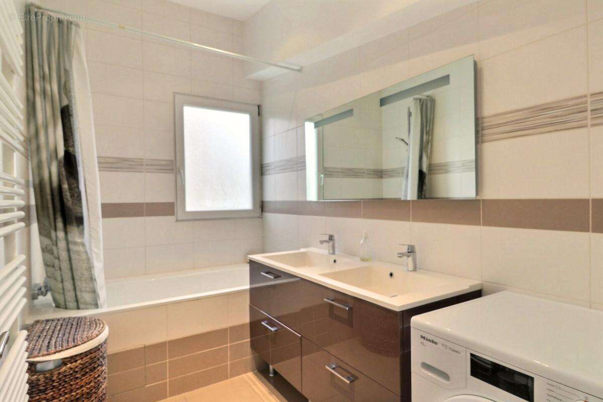 Maison à MARLY-LE-ROI