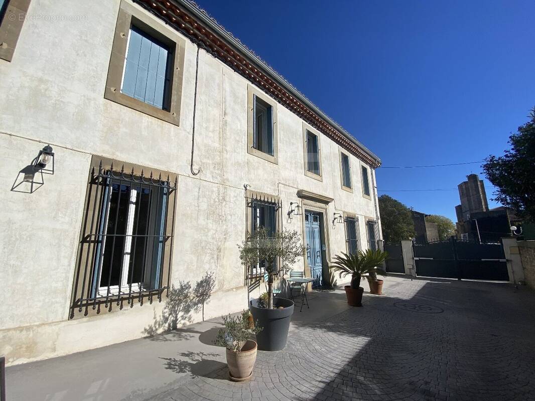Maison à LEZIGNAN-CORBIERES