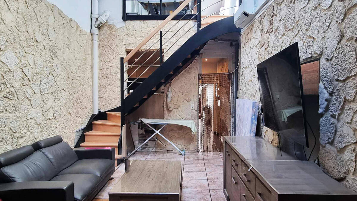 Maison à SAINT-CALAIS