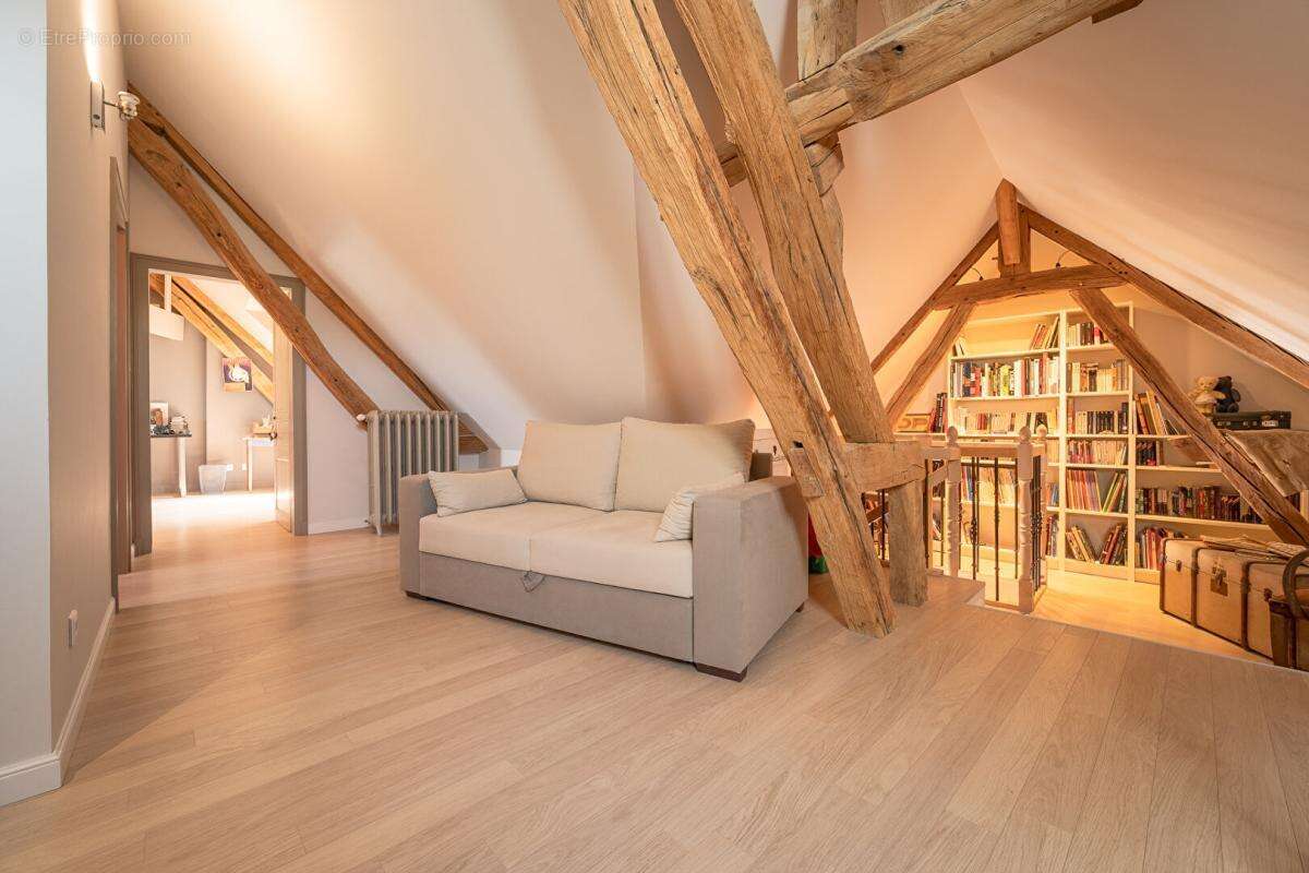 Ensemble immobilier Sézanne 14 pièces 334 m2 - photo 16