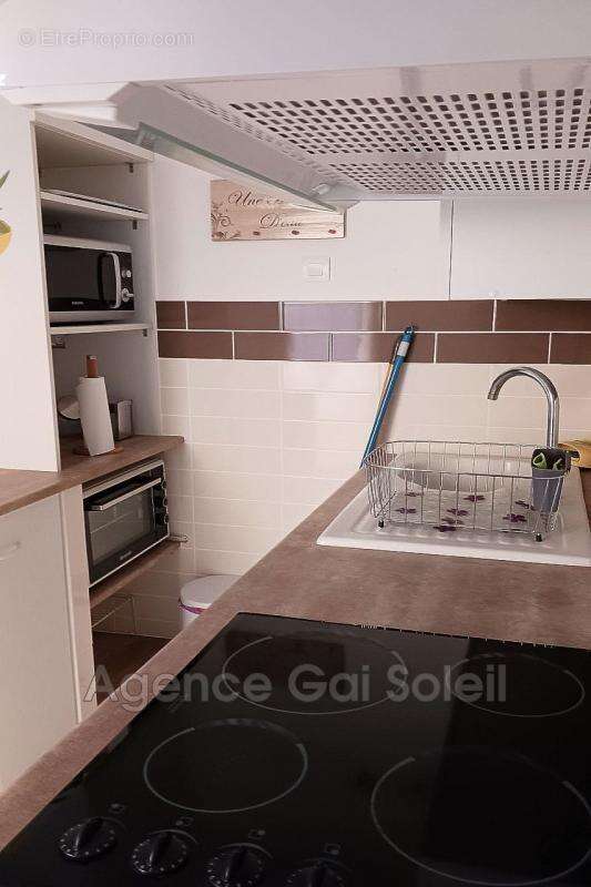 Maison à NISSAN-LEZ-ENSERUNE