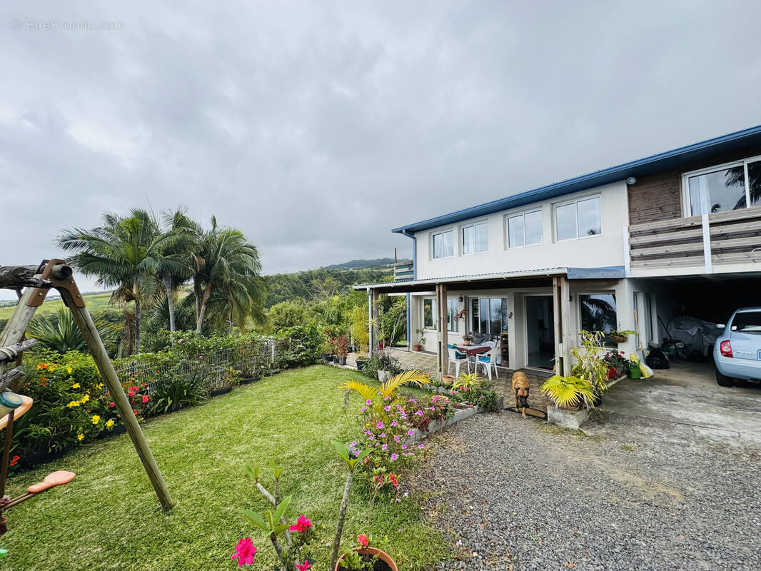 Maison à SAINT-JOSEPH