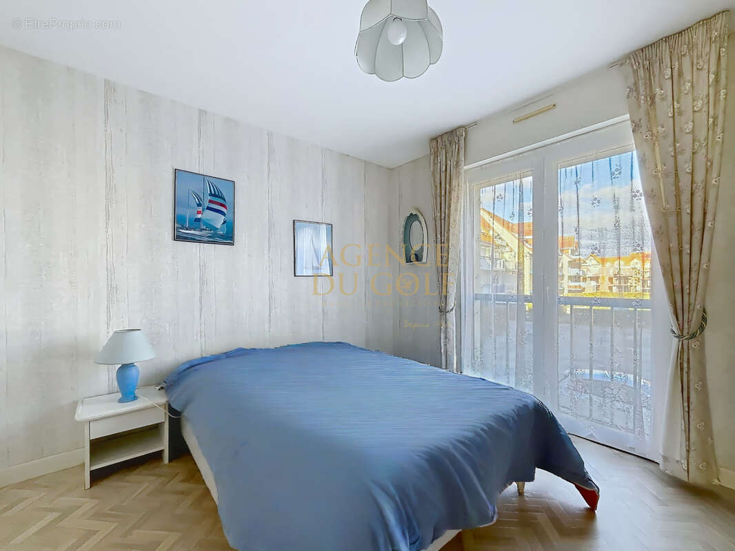 Appartement 2 pièces avec balcon à 500 m de la plage - photo 4