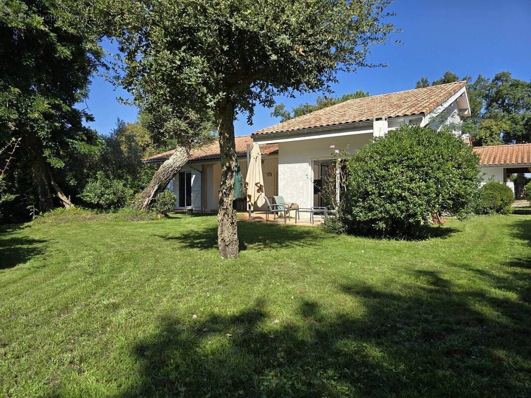 Maison à MOLIETS-ET-MAA