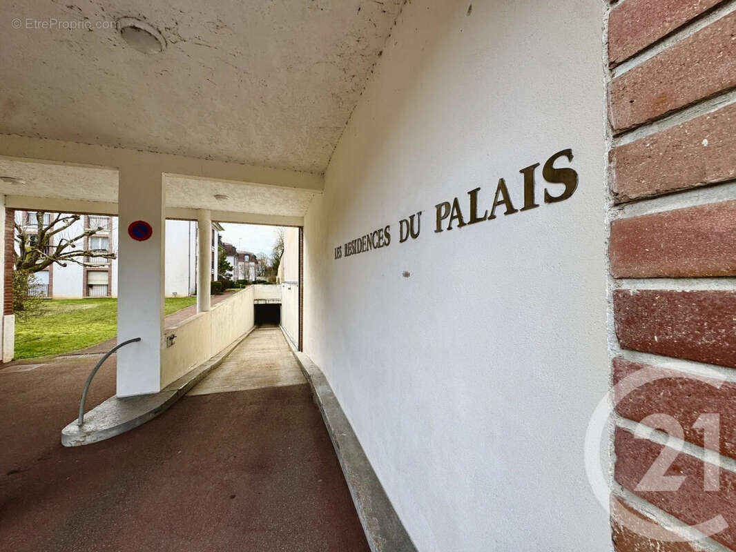 Appartement à FONTAINEBLEAU