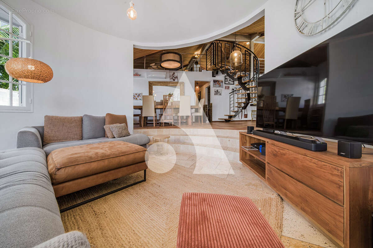 Villa de charme cachet créole et confort contemporain - photo 13