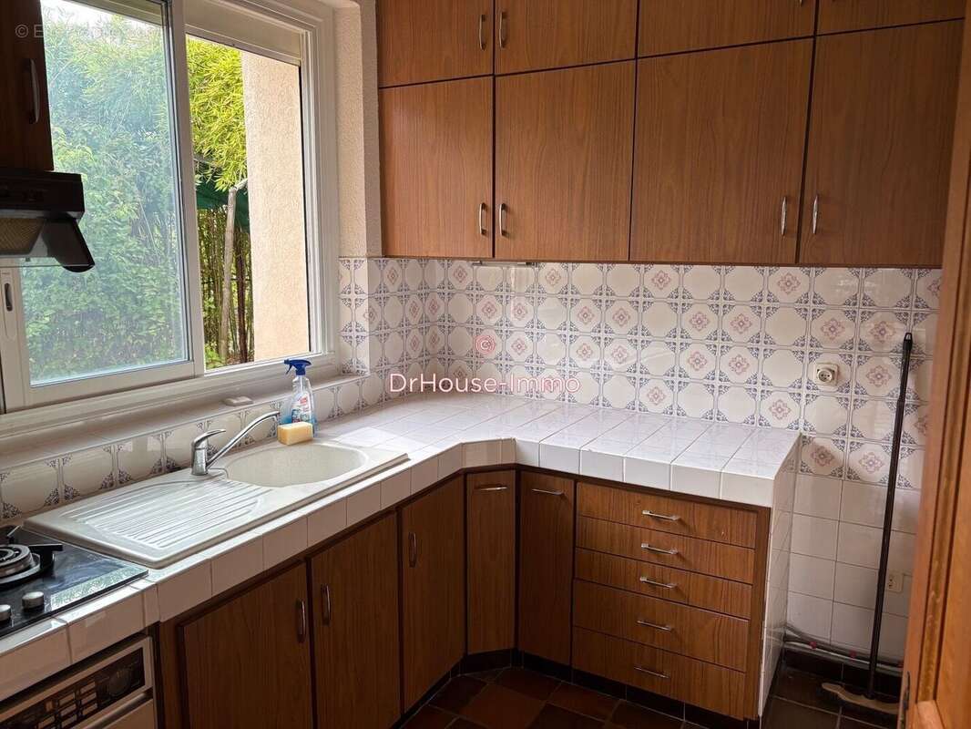 Maison 166 m² à Ales  - photo 8