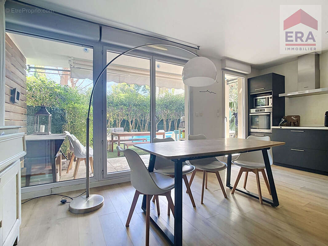 Appartement à MARSEILLE-9E