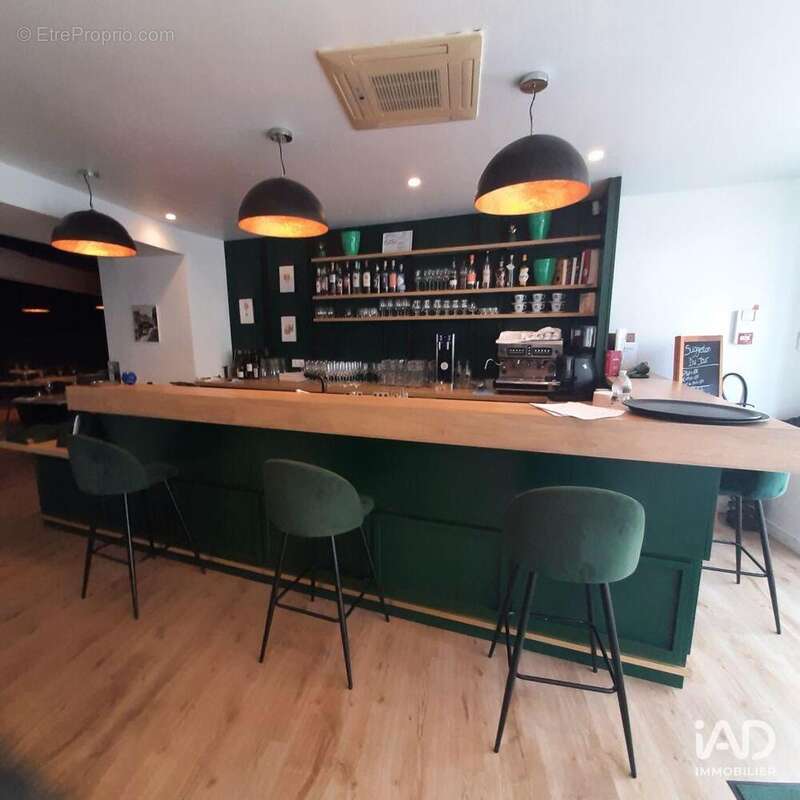 Photo 2 - Commerce à CARHAIX-PLOUGUER