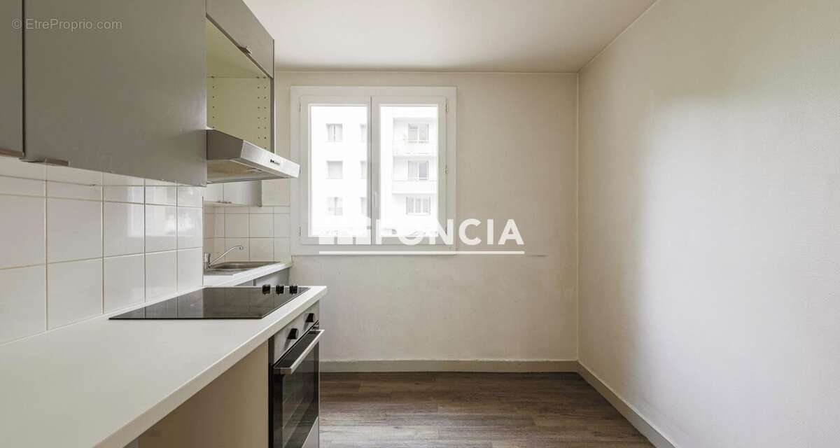 Appartement à MEYLAN