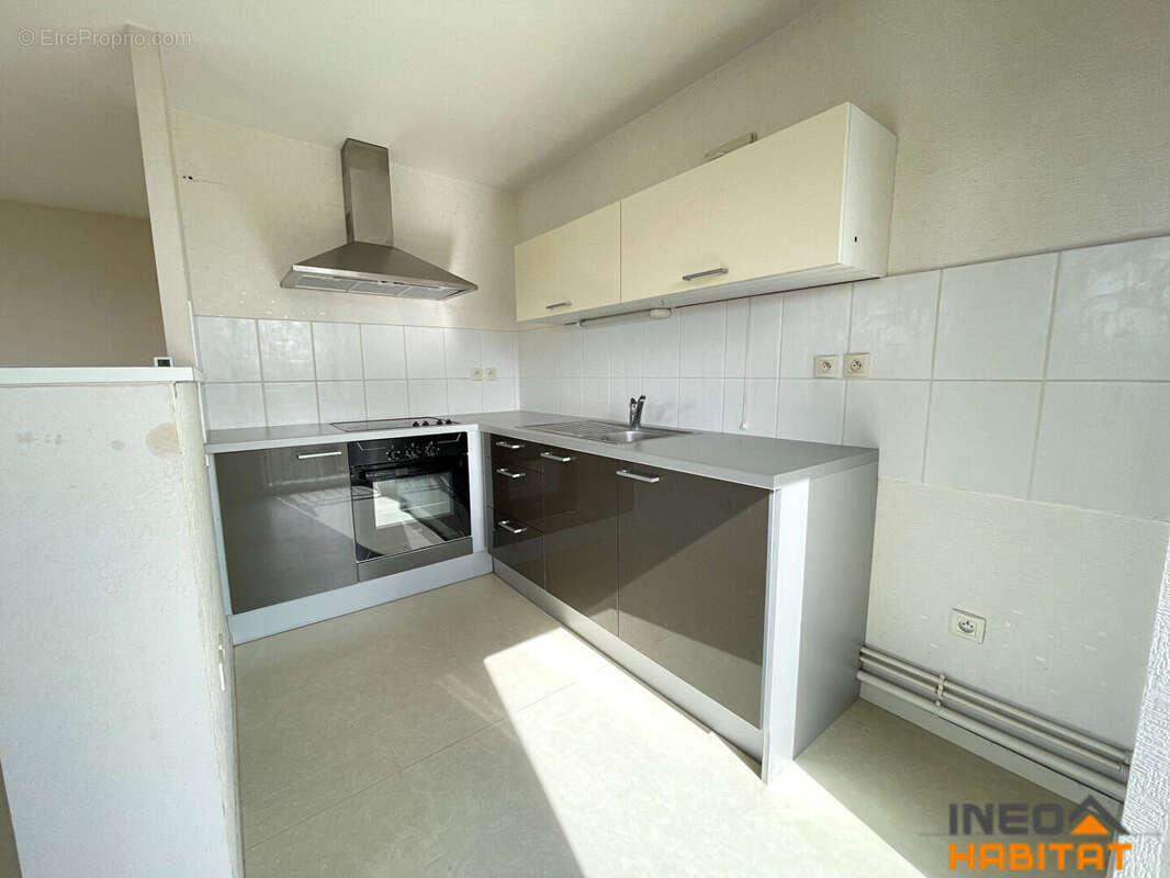 Appartement La Meziere 3 pièce(s) 66.21 m2 - photo 4