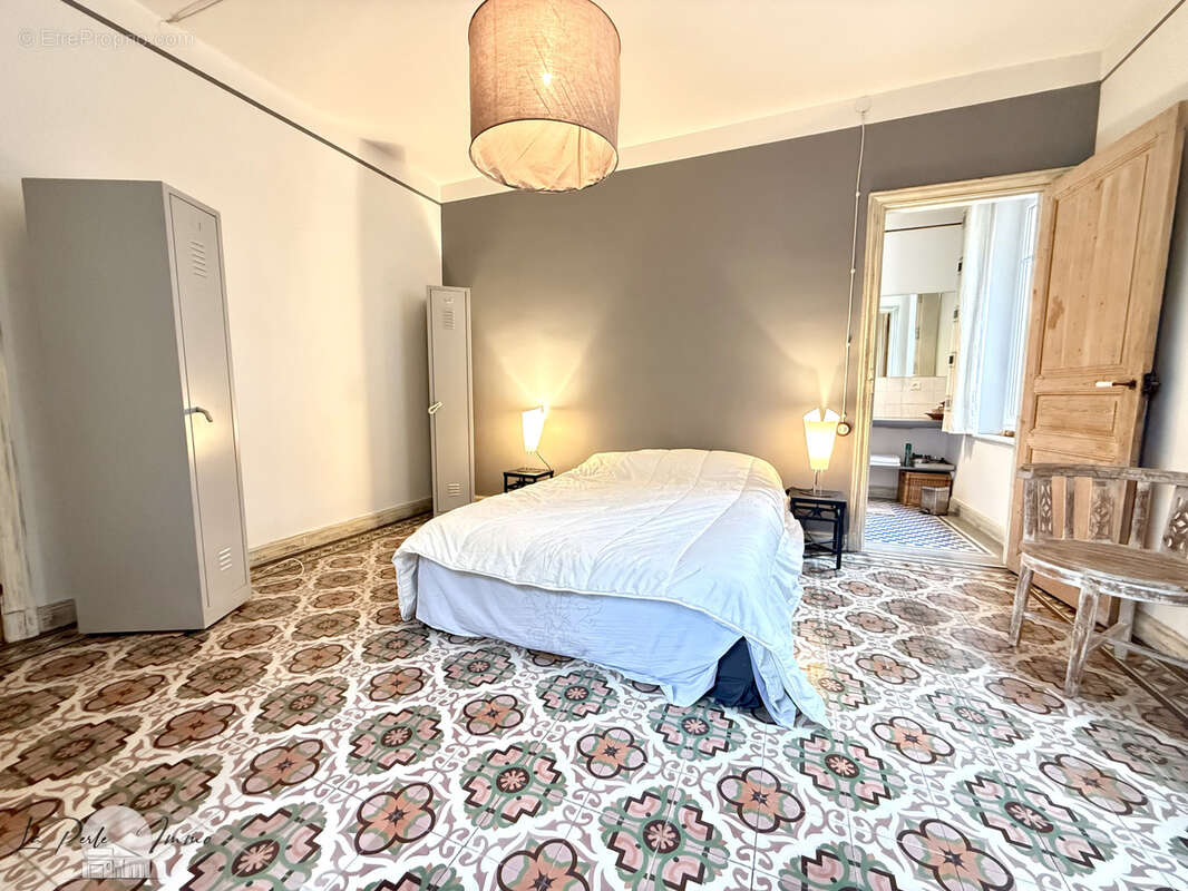 Maison à VILLENEUVE-LES-CORBIERES