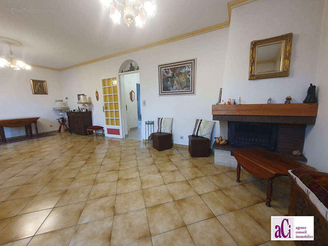 Maison à L&#039;HAY-LES-ROSES