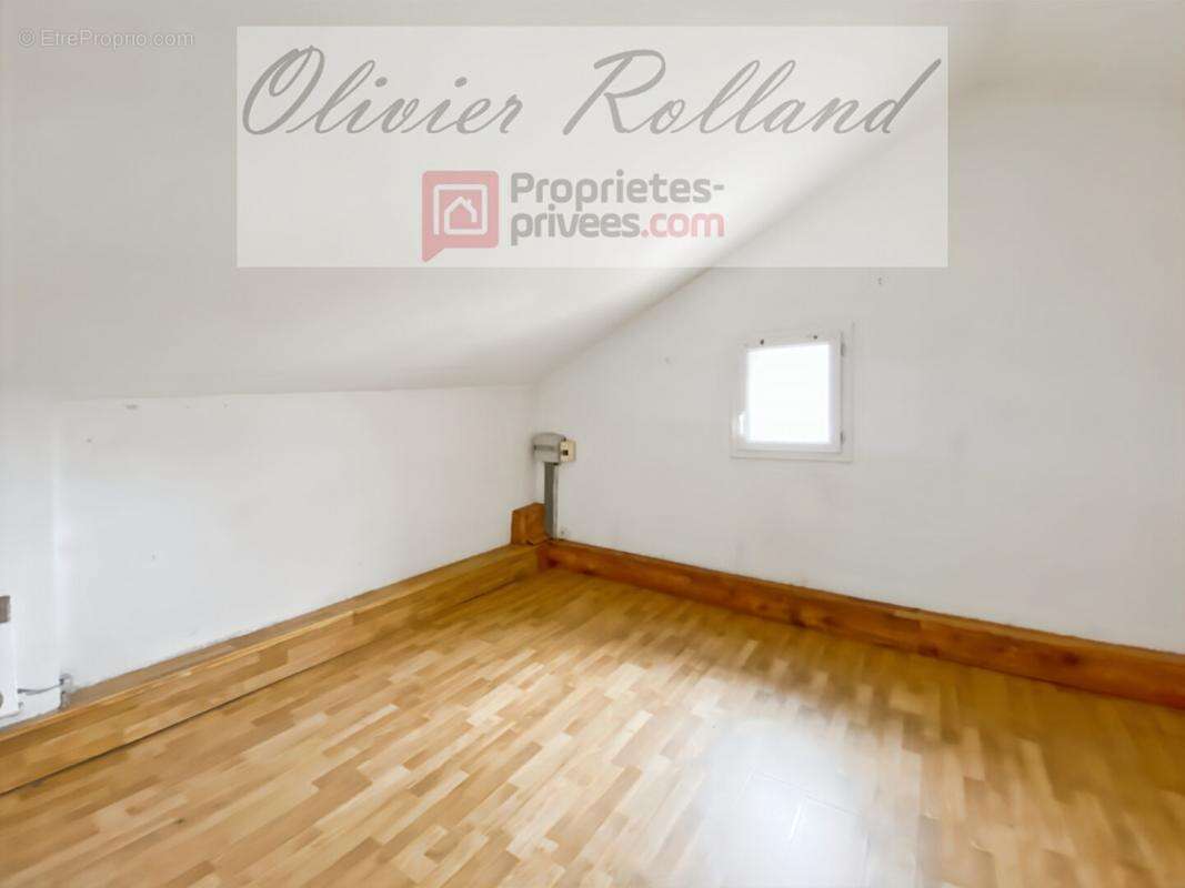 Maison à BEAULIEU-SUR-LAYON