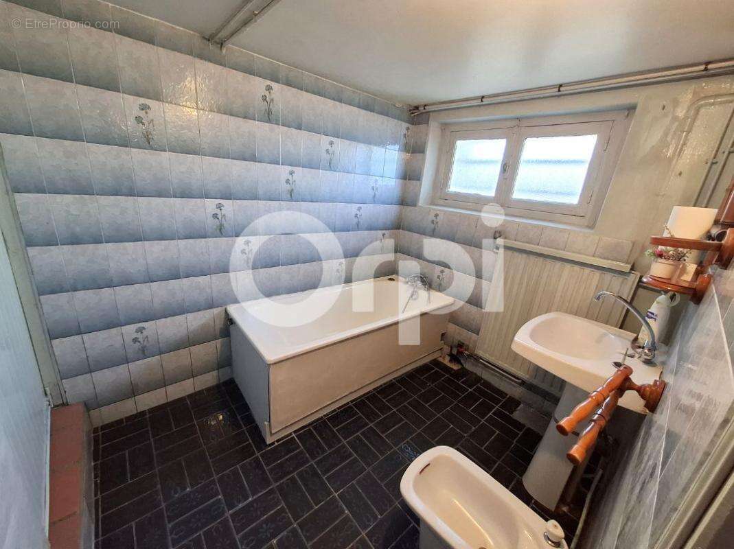 Maison à TROSLY-BREUIL