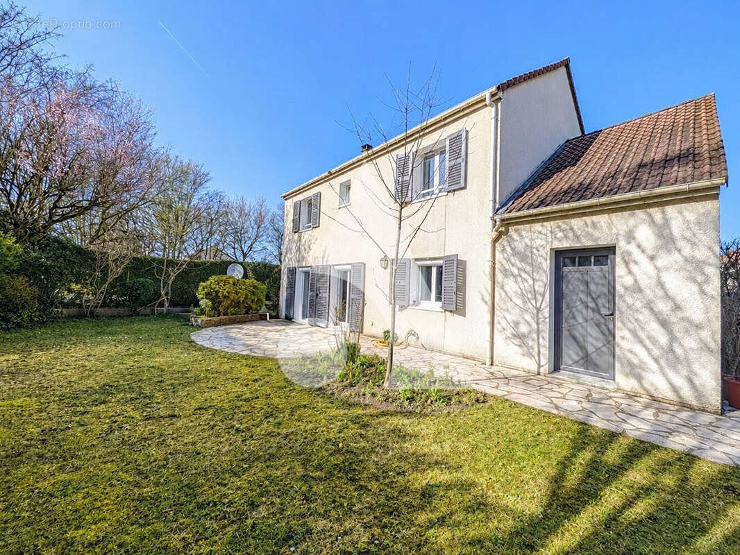 Maison à CORMEILLES-EN-PARISIS