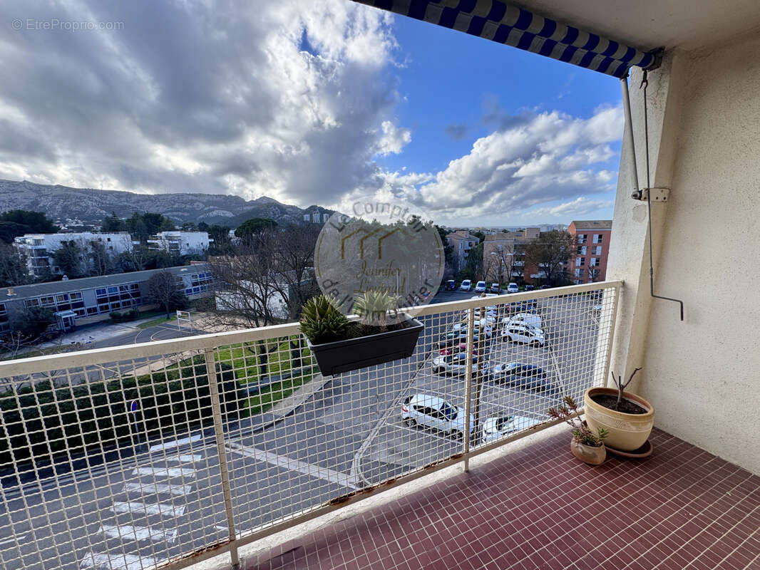 Appartement à MARSEILLE-9E
