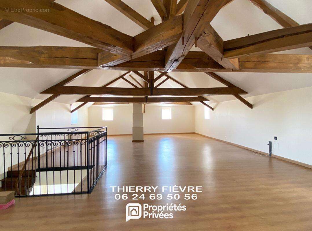 A  VENDRE 86120 LES TROIS MOUTIERS Maison bourgeoise de 299 m2 avec jardin et dépendance - photo 14
