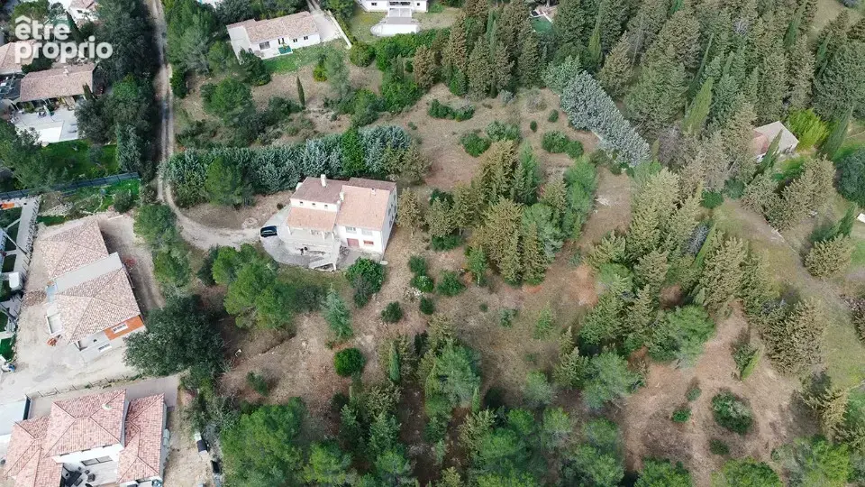 Terrain 610 m² à Le Triadou  - photo 2