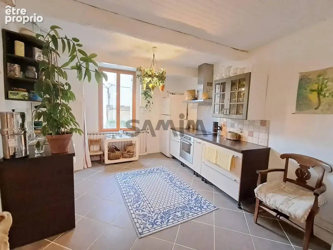 A vendre- charmante maison de ville avec garage et joli pati - photo 4