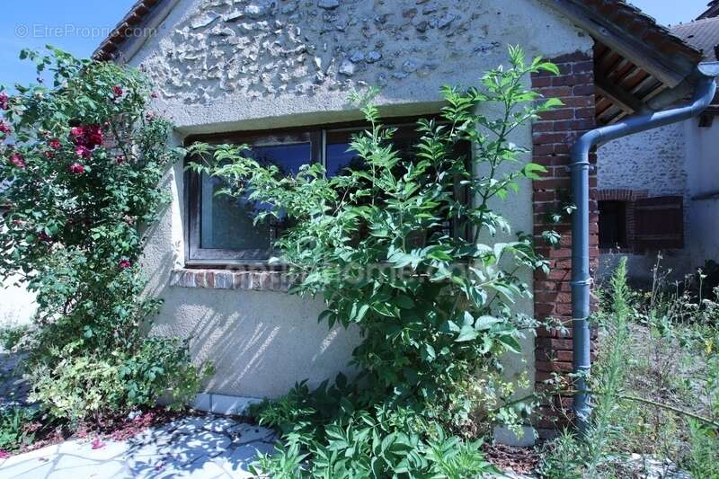 Maison à AUBIGNY-SUR-NERE