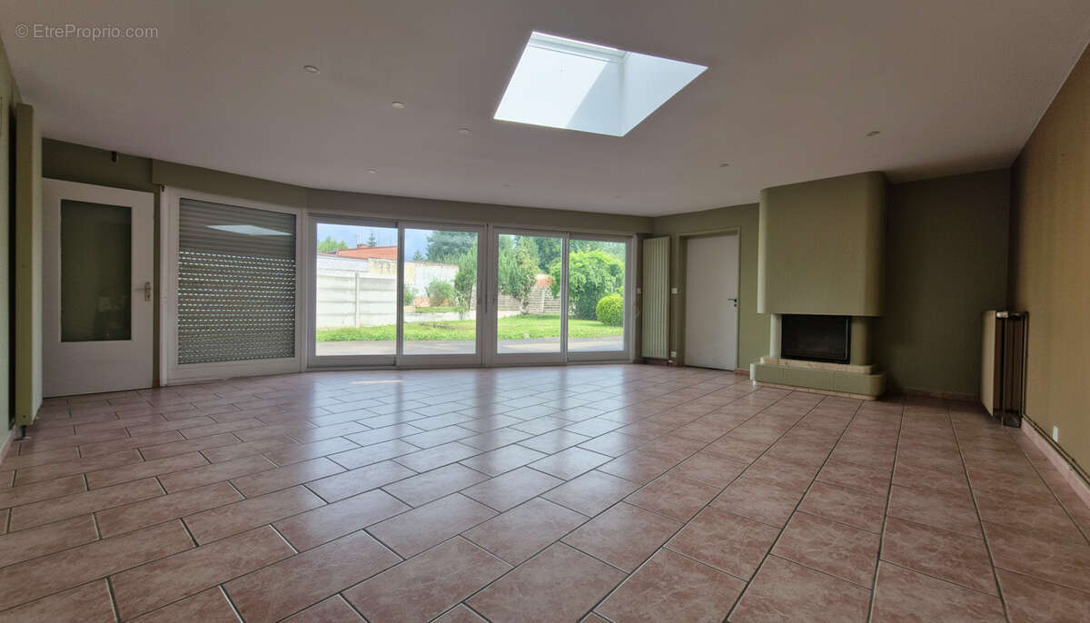 Maison à HERSIN-COUPIGNY