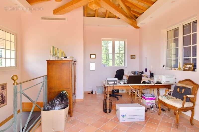Propriété prestigieuse sur plus de 3,4 hectares - photo 9