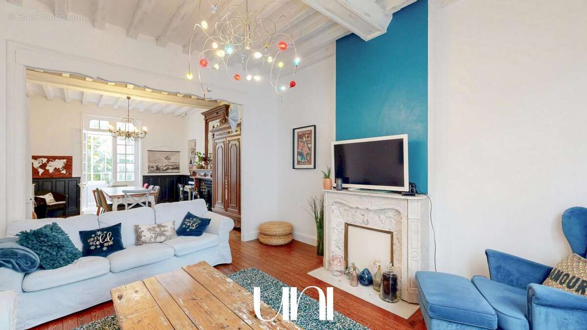 Maison à MEZIDON-CANON