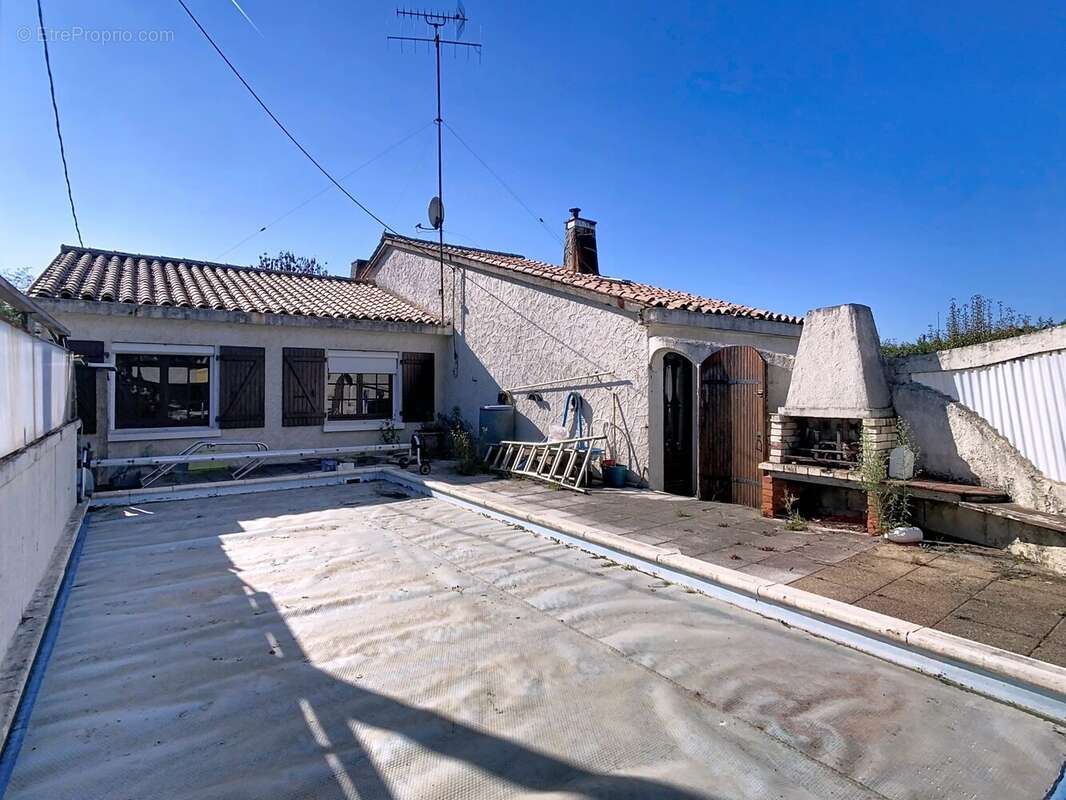 Maison à MAREUIL-SUR-LAY-DISSAIS