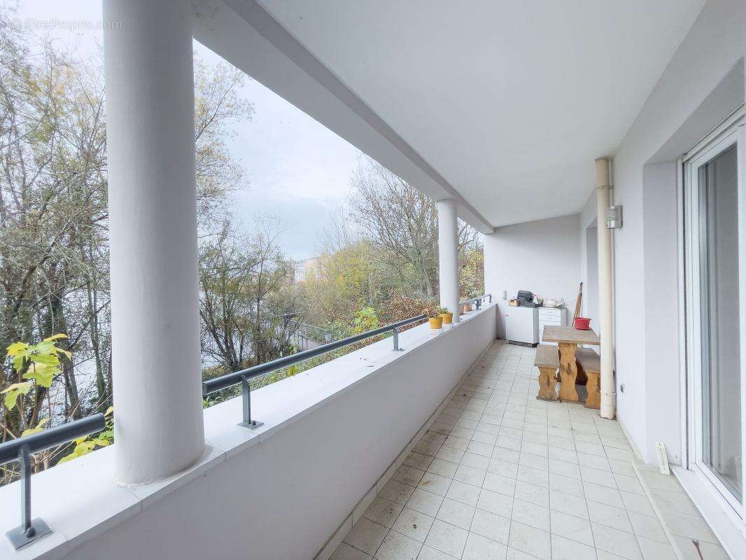 Appartement à CHOISY-LE-ROI