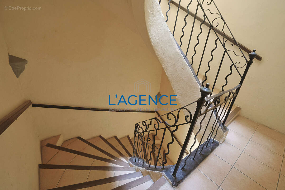 Appartement à HYERES