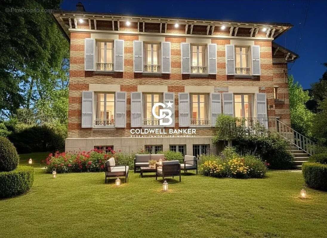 Maison à LE VESINET