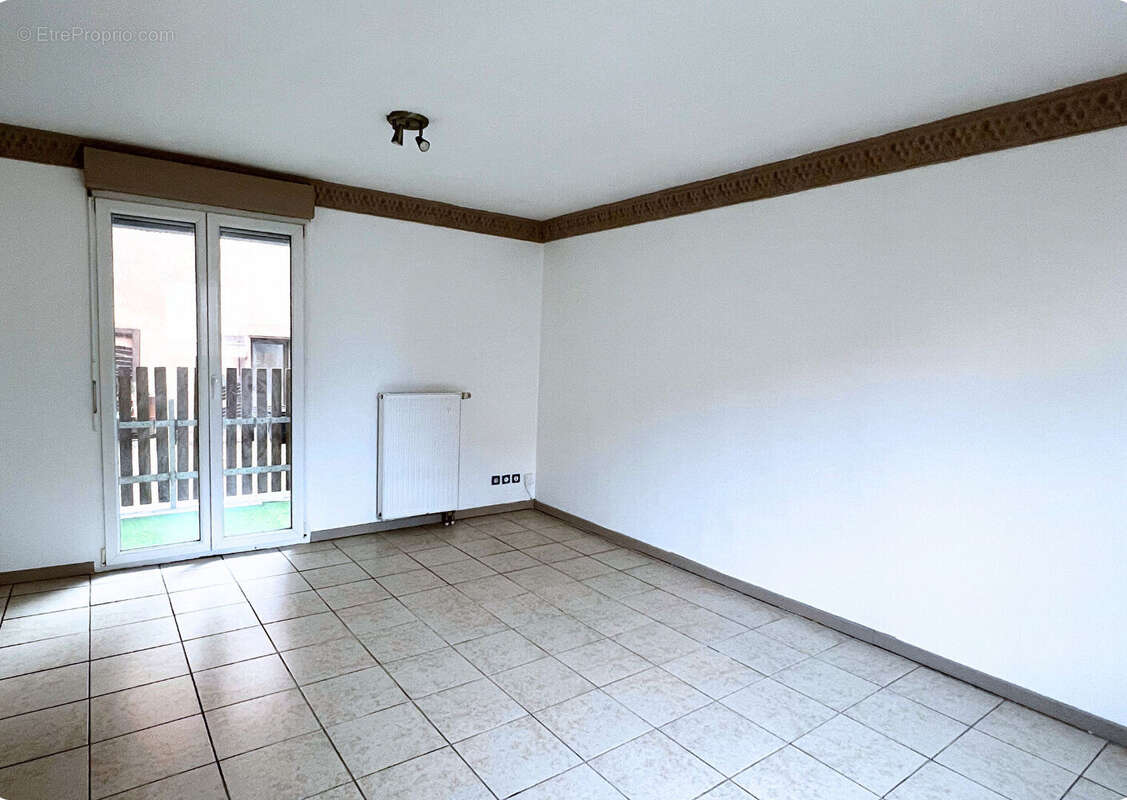 Maison  de ville avec garage - photo 3
