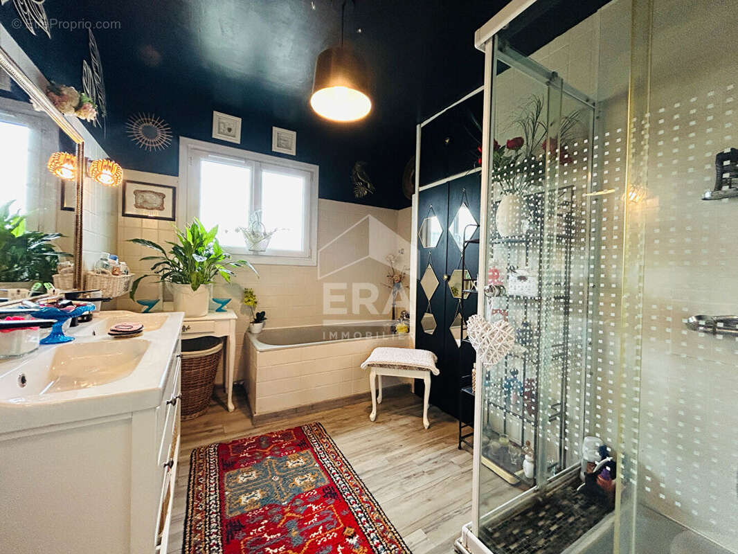 Maison à VIC-EN-BIGORRE