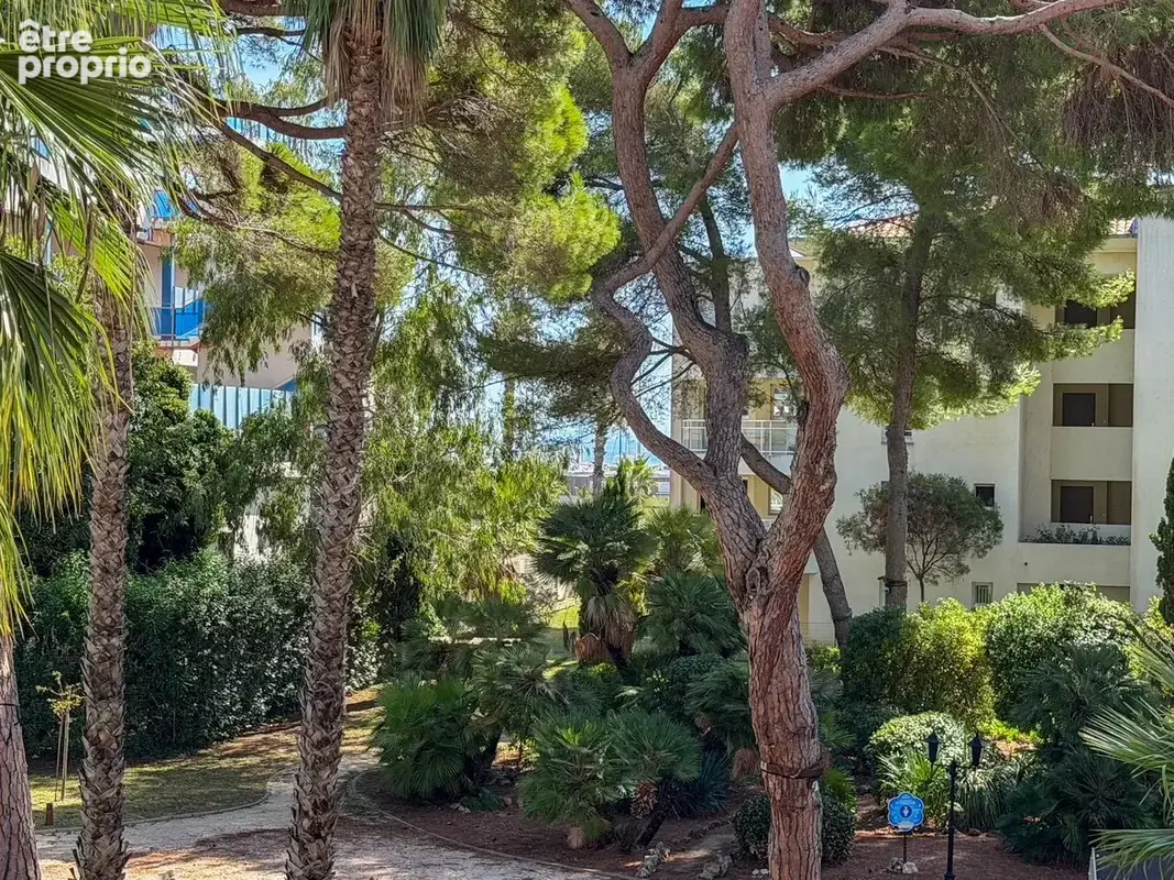 Standing appartement 2 pièces avec vue mer et jardins - photo 11