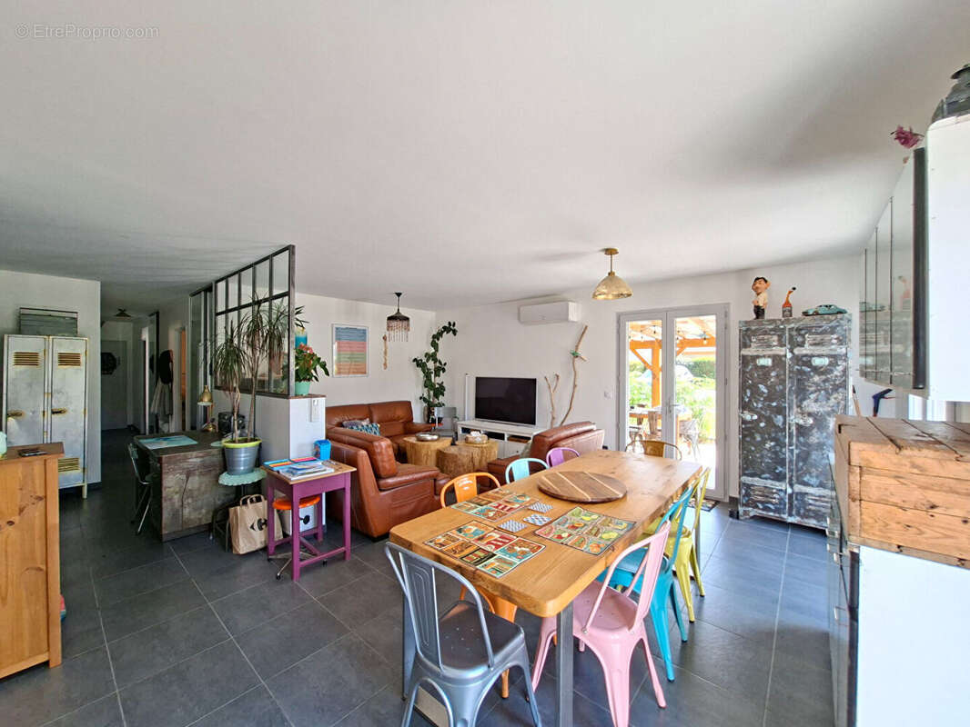 Maison à MOLIETS-ET-MAA