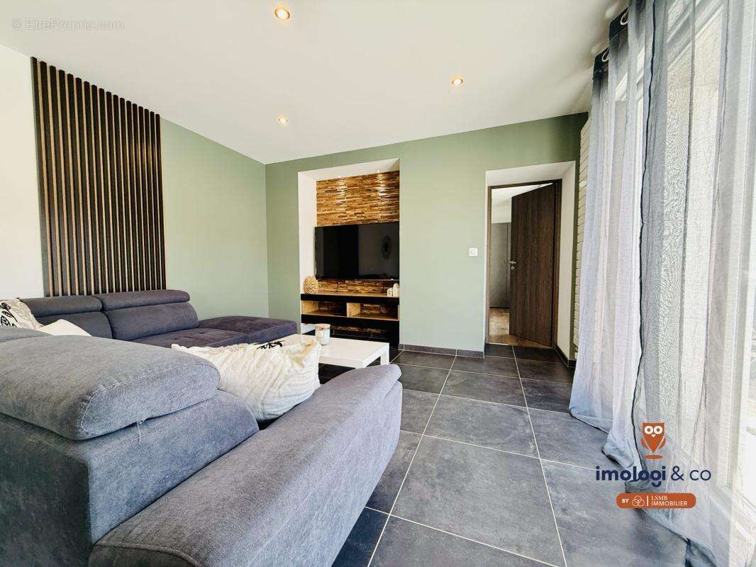 Appartement à CHAFFOIS