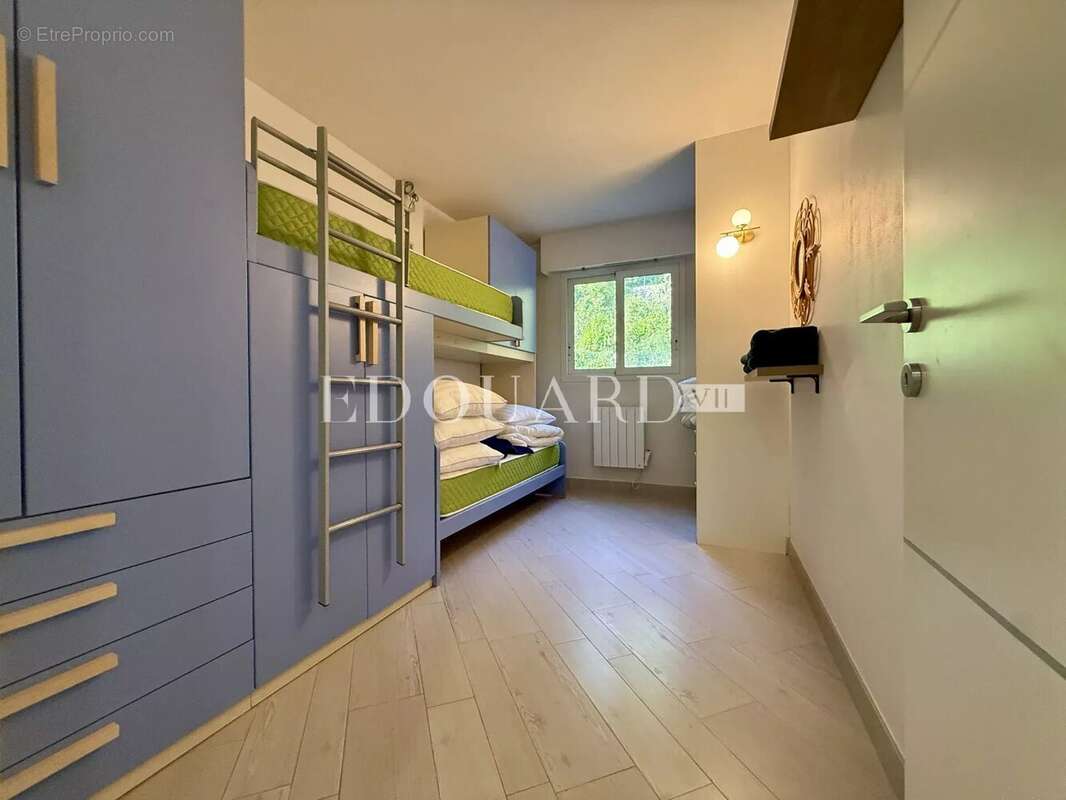 Appartement à ROQUEBRUNE-CAP-MARTIN