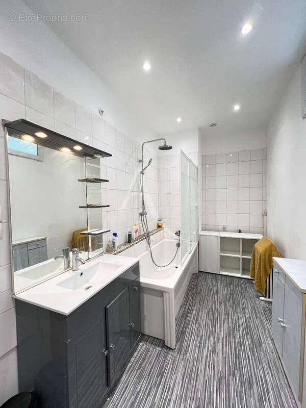 Maison à LE BLANC-MESNIL